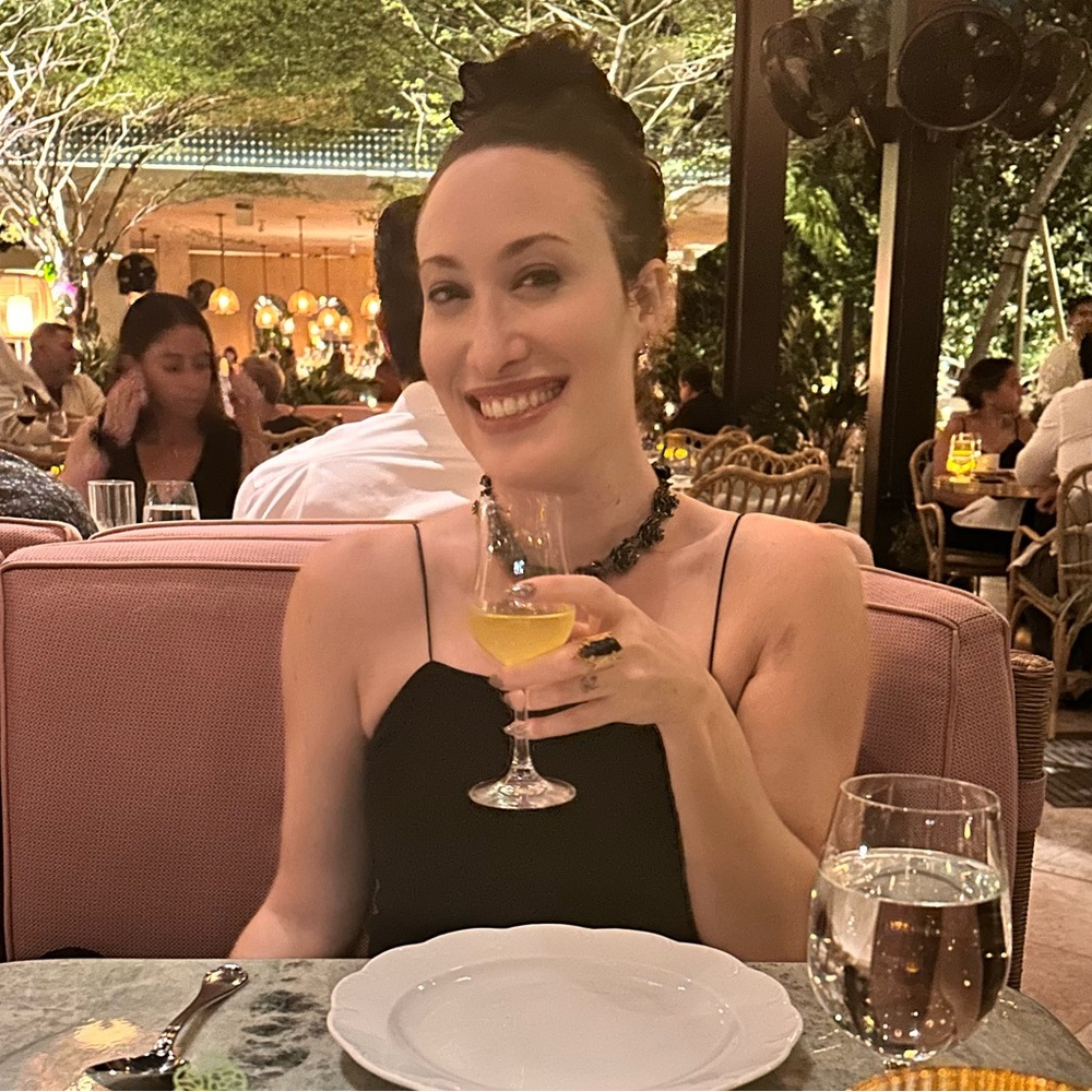 Meet your Posher, Emily